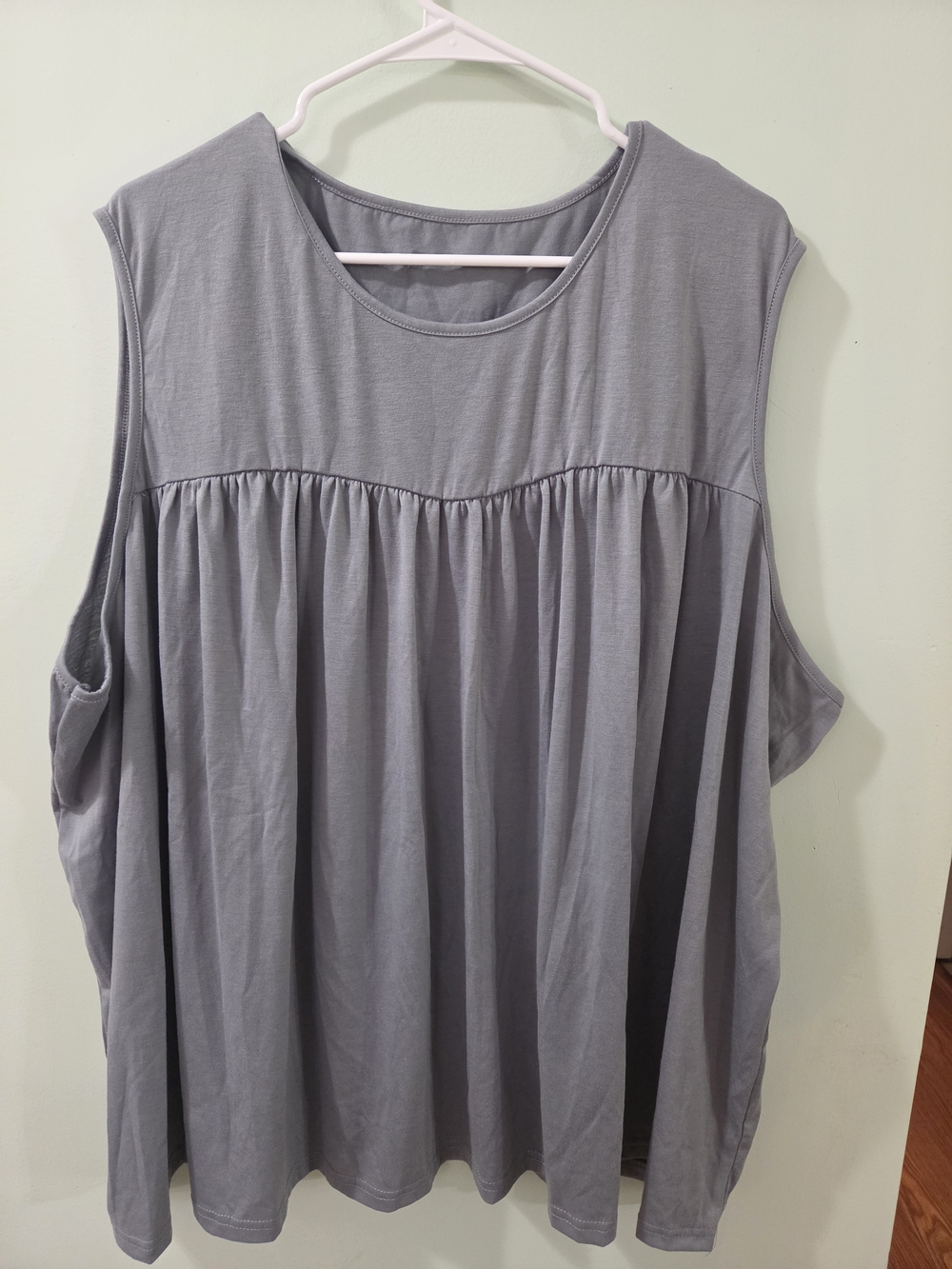Relaxed Gathered-Yoke Sleeveless Tunic — Gray